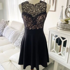 Black Sleeveless Short Cocktail Dress w/Lace Top.